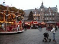 kerstmarkt dusseldorf draaimolen