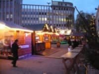 gustaf grundgens platz kerstmarkt dusseldorf